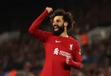 أرني سلوت يستبعد محمد صلاح امام آيندهوفن