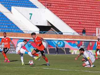 إشتعال المنافسة على درع الدورى