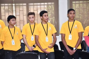 وزير الشباب والرياضة يتفقد البرنامج التوعوي