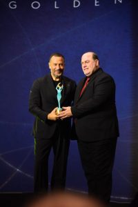 ماجد المصري يحصد جائزة أفضل ممثل عربي من مهرجان الهلال الذهبي في العراق
