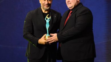 ماجد المصري يحصد جائزة أفضل ممثل عربي من مهرجان الهلال الذهبي في العراق