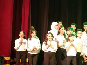 عرض لست وحدك نحن اخوتك