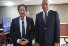 محافظ الغربية،يهنئ دكتور محمود سليم،