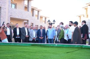 محافظ مطروح ونقيب المهندسين يفتتحان مصيف النقابة بطريق شاطئ الغرام