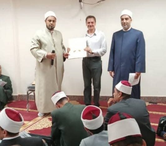 وعظ الغربية يكرم المنسق الإعلامي للمنطقة لجهوده المتميزة