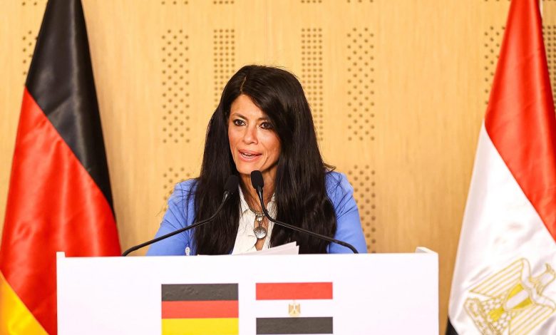 خلال مؤتمر صحفي مُشترك مع وزير الخارجية والهجرة وشئون المصريين بالخارج