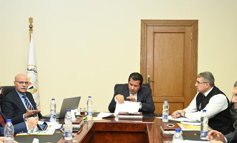 وزير الرياضة يشيد باعمال " المدن "