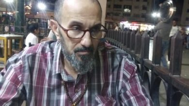 قصيدة "يبدو بصُورتِهِ" الشاعر الكبير أحمد عامر