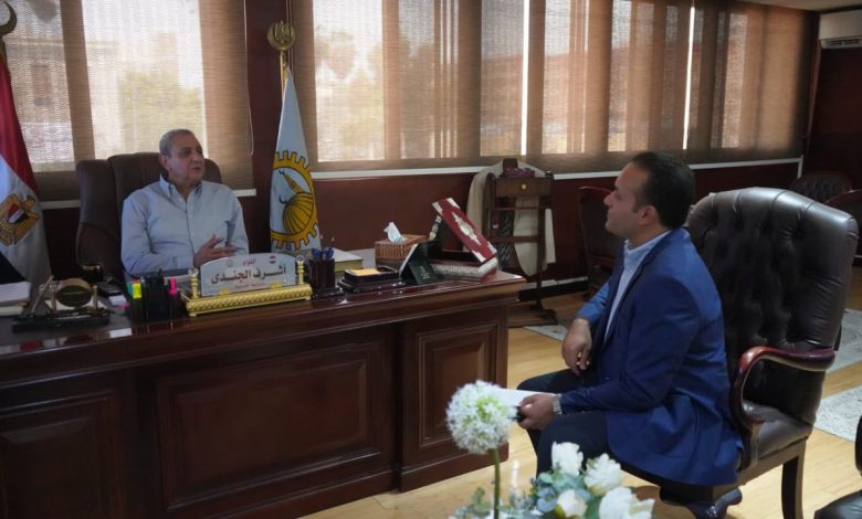 النواب والتنفيذيين لتحقيق التنمية الشاملة