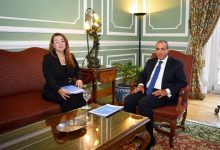 وزير الخارجية والهجرة يستقبل السيدة غادة والى المديرة التنفيذية لمكتب الأمم المتحدة