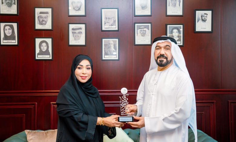 جمعية الصحفيين الإماراتية تكرم الدكتور اللواء عبد القدوس العبيدلي تقديراً لمسيرته وإنجازاته