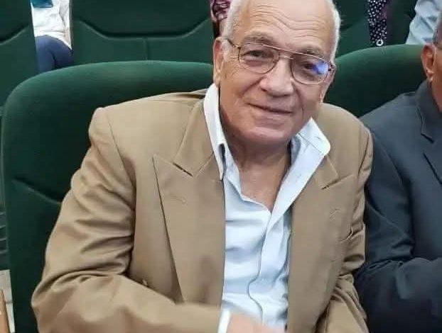 دقيقة حداد على روح الكابتن حنفي هليل في مباراة غزل المحلة وسموحة
