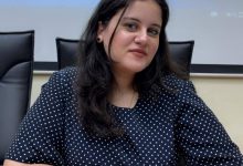 ريم العزب تبهر جمهور فرقة المسرح المصري بآداء شخصيتين مختلفتين