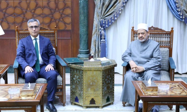 شيخ الأزهر مستعدون لزيادة المنح الدراسيَّة لأبناء الجزائر وتدريب الأئمَّة الجزائريين