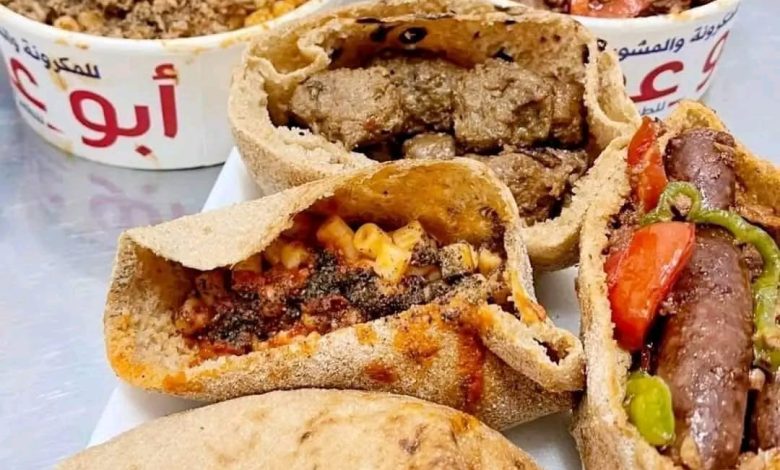 «3 سندوتشات بـ10 جنيه».