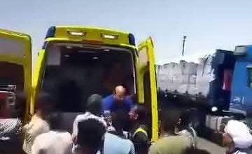 إصابة 6 أشخاص في انقلاب سيارة ربع نقل على الطريق الصحراوي بالفيوم